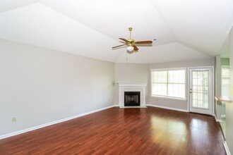 9191 Fletcher Wood Dr in Memphis, TN - Building Photo - Building Photo