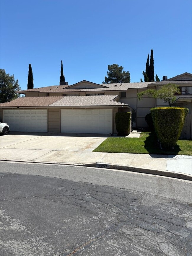 14257 E Sage St in Victorville, CA - Building Photo - Building Photo