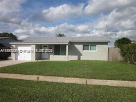 7571 Pierce St in Hollywood, FL - Building Photo