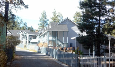 Mountain Meadows Senior Apartments in Big Bear City, CA - Foto de edificio - Building Photo