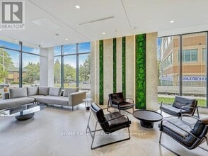 699 Sheppard Ave E in Toronto, ON - Building Photo - Building Photo