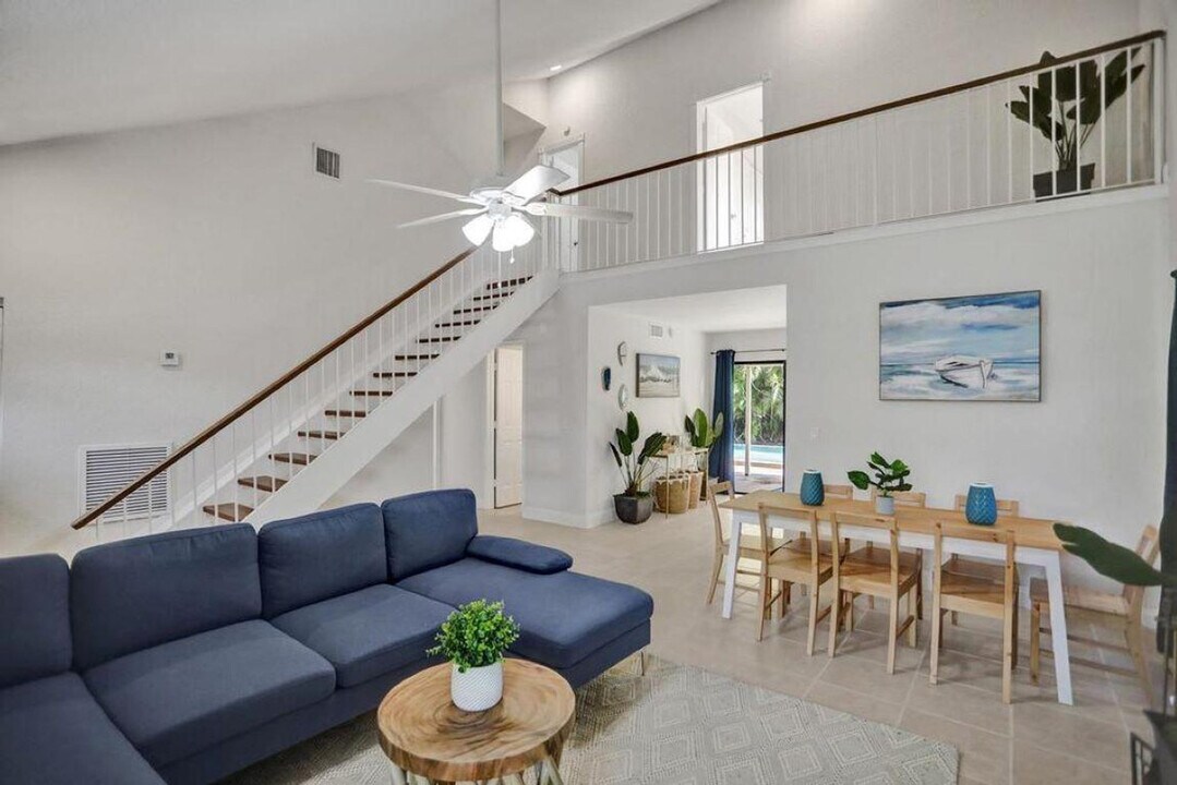 3530 Chatelaine Blvd in Delray Beach, FL - Building Photo