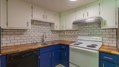 531 Brookfield Ave in East Ridge, TN - Building Photo - Building Photo
