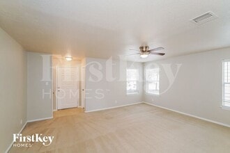 7439 Circle Farm in San Antonio, TX - Building Photo - Building Photo