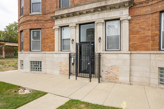 5900 S Prairie Ave in Chicago, IL - Building Photo - Building Photo