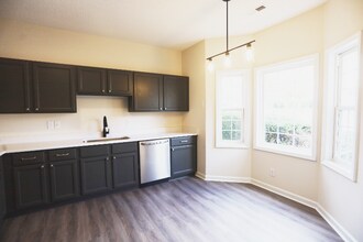 4122 Beaufain St in Raleigh, NC - Building Photo - Building Photo