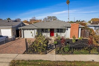 6265 Wilma Ave in Newark, CA - Building Photo - Building Photo