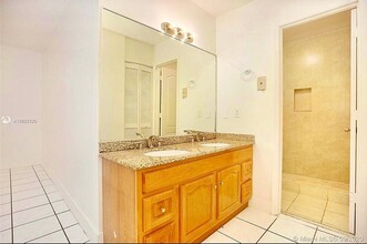 1765 SW 16th Ter in Miami, FL - Building Photo - Building Photo