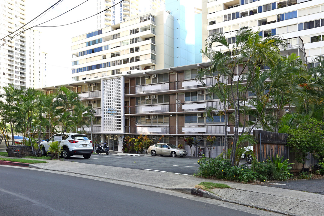 Kaioo Terrace in Honolulu, HI - Building Photo