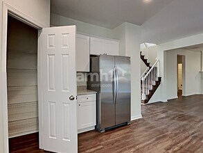 982 Simonton View Ln SE in Lawrenceville, GA - Foto de edificio - Building Photo