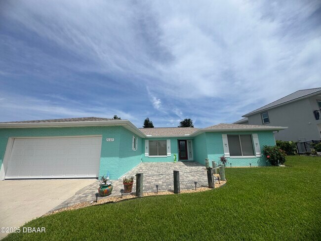 property at 27 Seabridge Dr