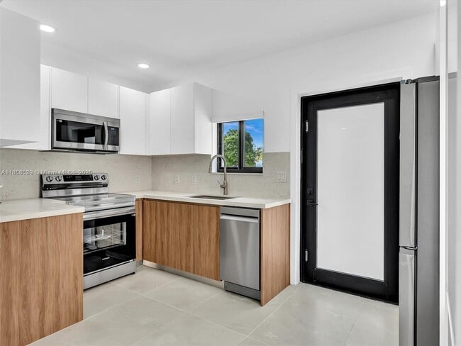 107 Central Ave in Delray Beach, FL - Building Photo - Building Photo