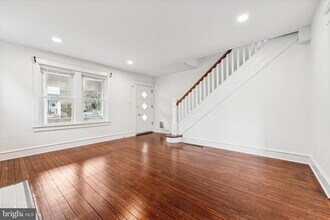 10 W Jefferson St in Media, PA - Building Photo - Building Photo