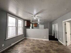 1037 Orchard St in Toledo, OH - Building Photo - Building Photo