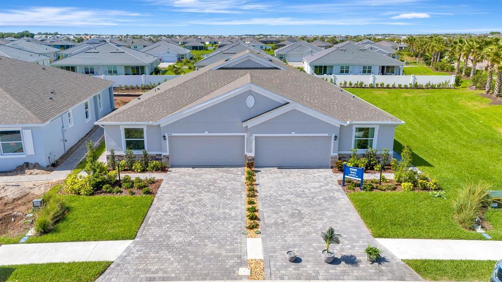 18014 Cropside Trl in Lakewood Ranch, FL - Building Photo