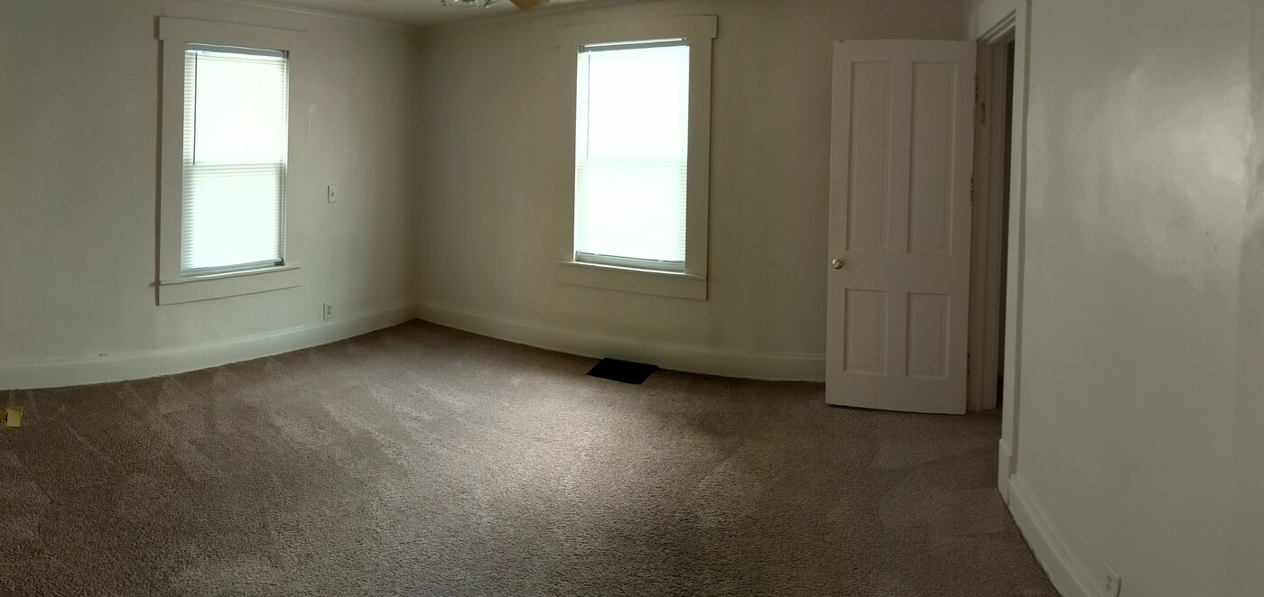 2222 Neil Ave in Columbus, OH - Building Photo