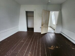 4 Carnes Rd in East Barre, VT - Building Photo - Building Photo