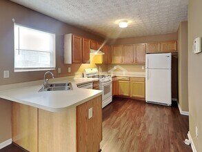 6110 Flagstaf Walk in Mcdonough, GA - Building Photo - Building Photo