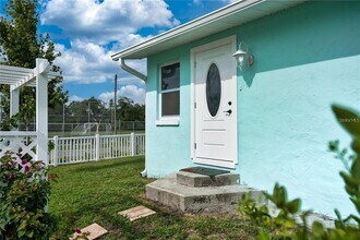 2826 Corrine St in Tampa, FL - Building Photo - Building Photo