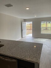 8142 Juniper Rd, Unit 4 in Ocala, FL - Building Photo - Building Photo