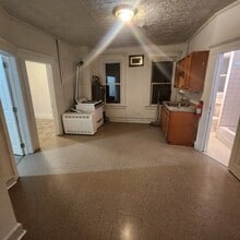 117 Parker Ave, Unit A in Passaic, NJ - Building Photo - Building Photo