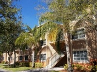 Building Photo - Sunset Bay Apartments in Miami, Florida