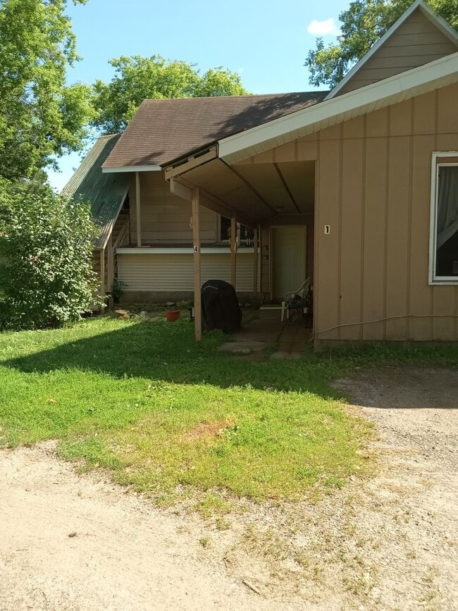 property at 202 1/2 US-2