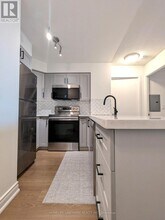 219 Fort York Blvd in Toronto, ON - Building Photo - Building Photo