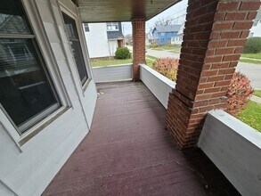 15906 Corsica Ave in Cleveland, OH - Building Photo - Building Photo