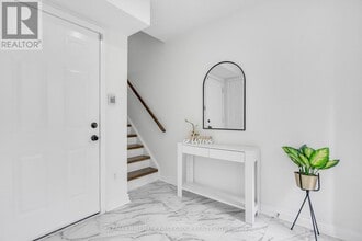 1250 St Martins Dr in Pickering, ON - Building Photo - Building Photo