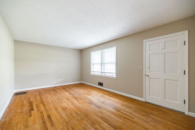 145 Smithonia Rd in Winterville, GA - Building Photo - Building Photo