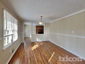 1374 Live Oak Ln, Unit 415A in Acworth, GA - Foto de edificio - Building Photo