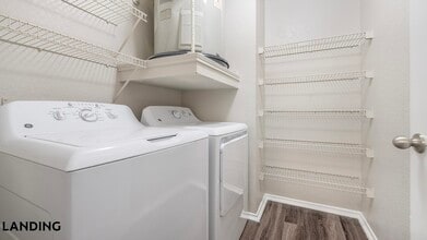 3201 Duval Rd, Unit 329 in Austin, TX - Building Photo - Building Photo