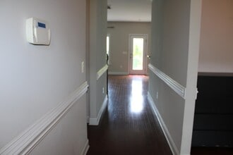 241 Vinewood Pl in Holly Springs, NC - Building Photo - Building Photo