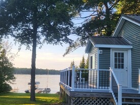 172 Pinkhams Cove Rd in Belgrade, ME - Building Photo