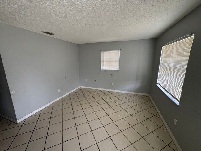 304 Tarpon St in Kissimmee, FL - Building Photo - Building Photo