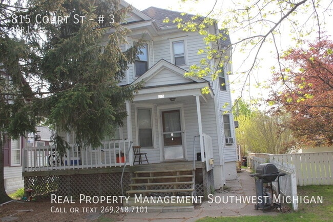 property at 815 Court St