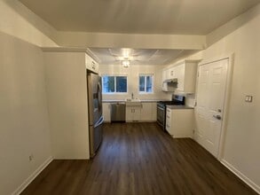 21190 River Rd in Maple Ridge, BC - Building Photo - Building Photo