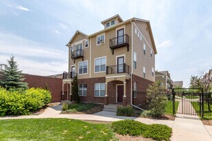 333 E Las Animas St in Colorado Springs, CO - Building Photo