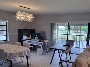 401 NW 127th Ave-Unit -7 in Plantation, FL - Building Photo - Building Photo