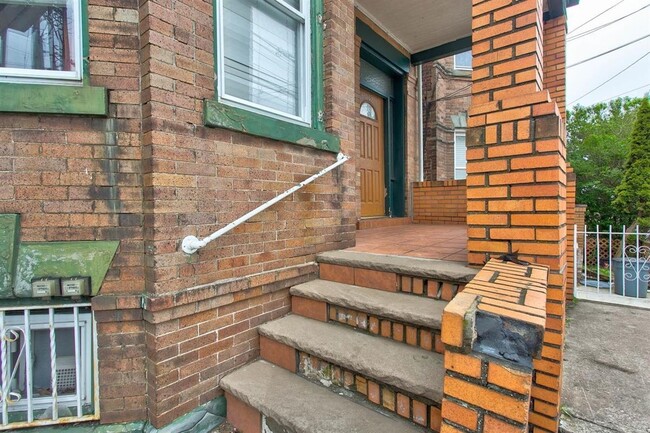 1115 28th St in North Bergen, NJ - Building Photo - Building Photo