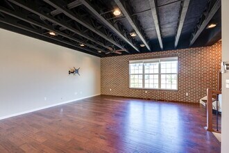 9581 Tahoe Dr in Dayton, OH - Building Photo - Building Photo