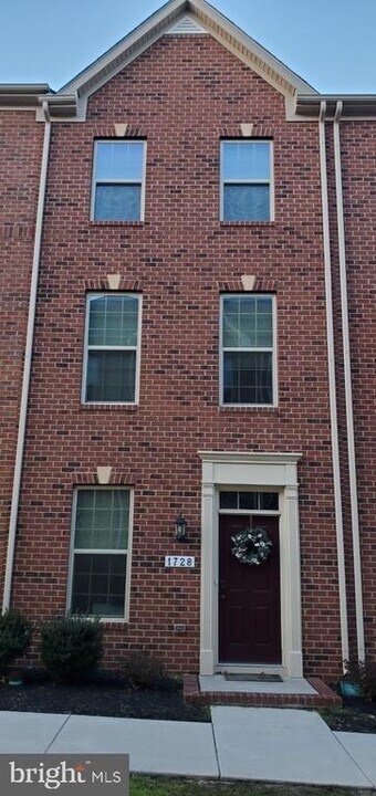 1728 Lantern Mews in Baltimore, MD - Building Photo