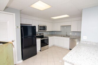 1041 Harold Dr in Nashville, TN - Building Photo - Building Photo