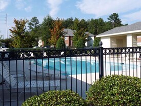 3297 S College St in Auburn, AL - Building Photo