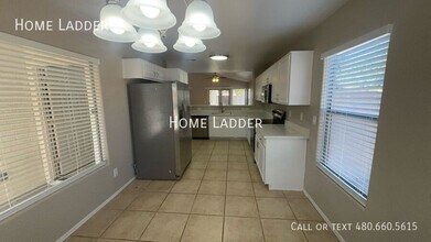 15338 N 161st Dr in Surprise, AZ - Building Photo - Building Photo