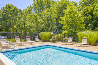 Maple Brook Apartments in Louisville, KY - Building Photo - Building Photo