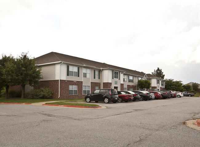 Orchard Apartments in Springdale, AR - Foto de edificio - Building Photo