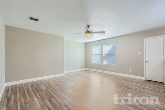 1314 Windward Ln in Wylie, TX - Foto de edificio - Building Photo