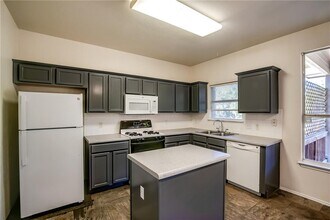 3772 Top Rock Ln in Round Rock, TX - Building Photo - Building Photo